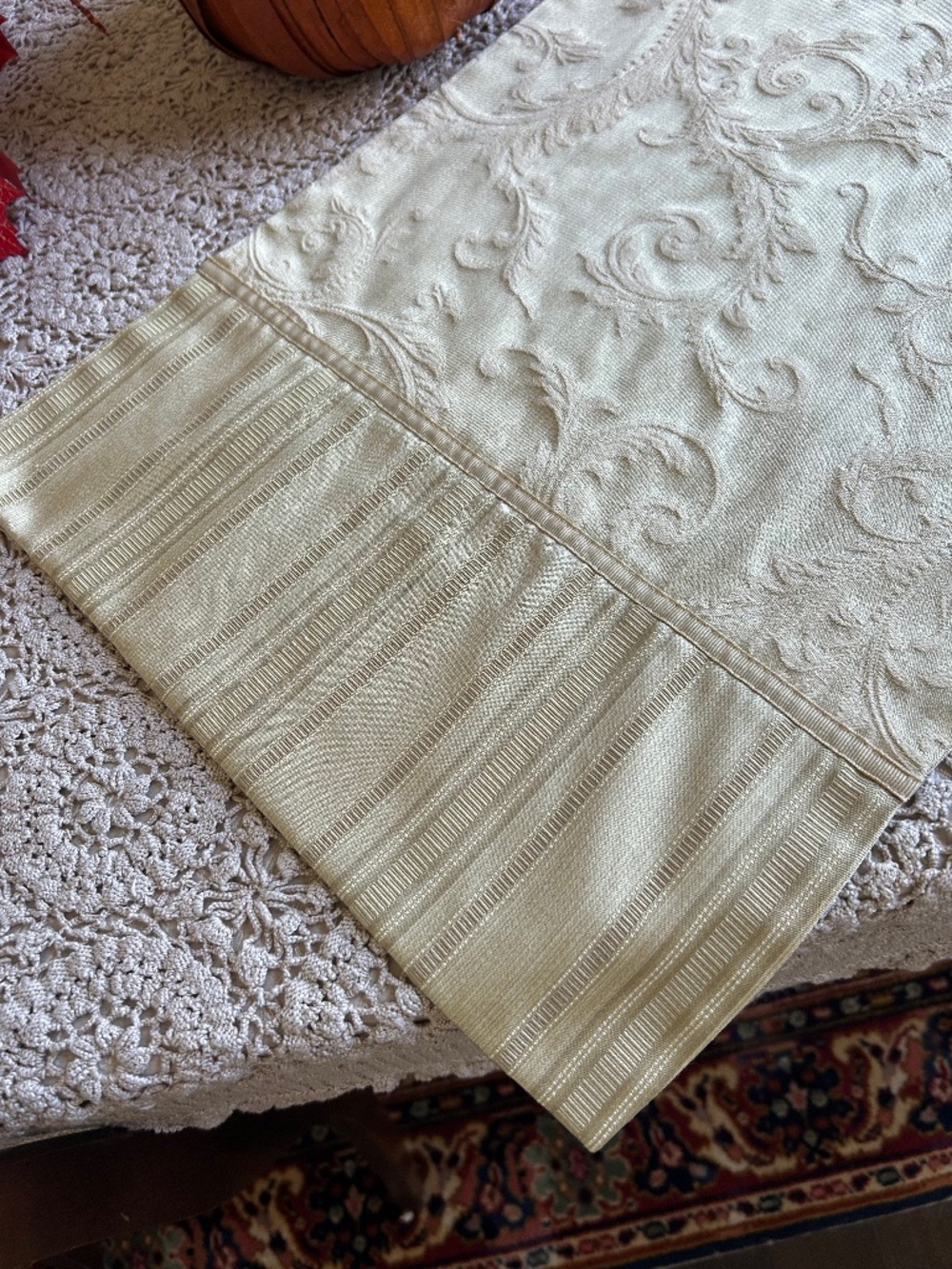 Damask Reversible Table Runner - Picture 3 of 7